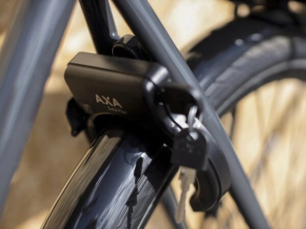 Elektrobicykel Trek Verve+ 1 500Wh Solid Charcoal 2023