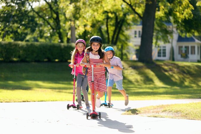 Kolobežka Micro MAXI Deluxe Red