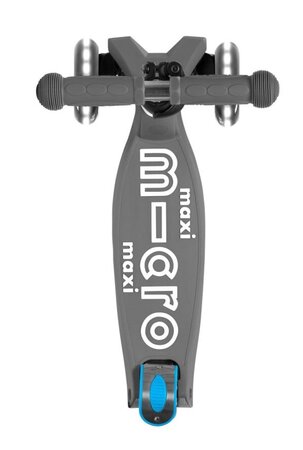 Kolobežka Micro MAXI Deluxe skladacia Volcano Grey