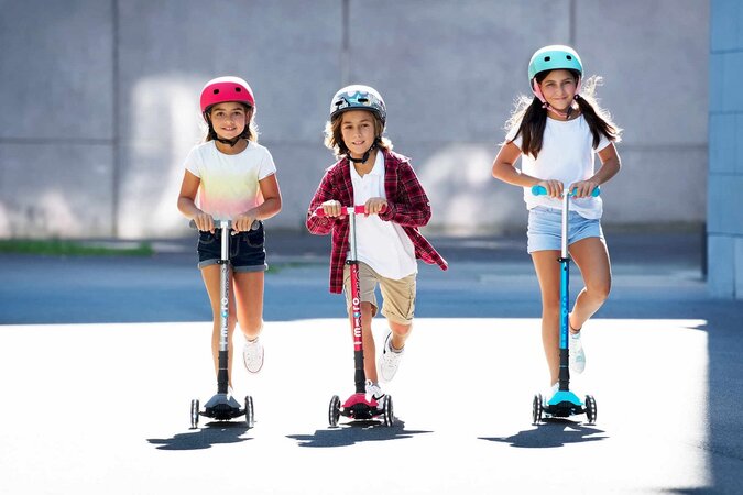 Kolobežka Micro MAXI Deluxe skladacia Volcano Grey