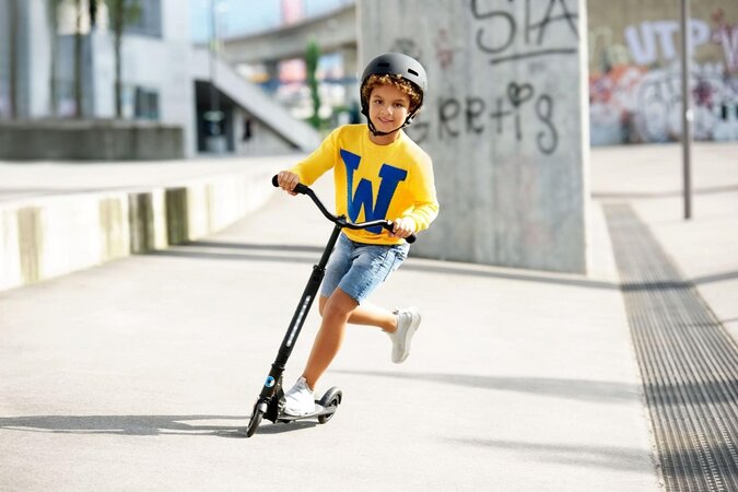 Kolobežka Micro Sprite Deluxe Black