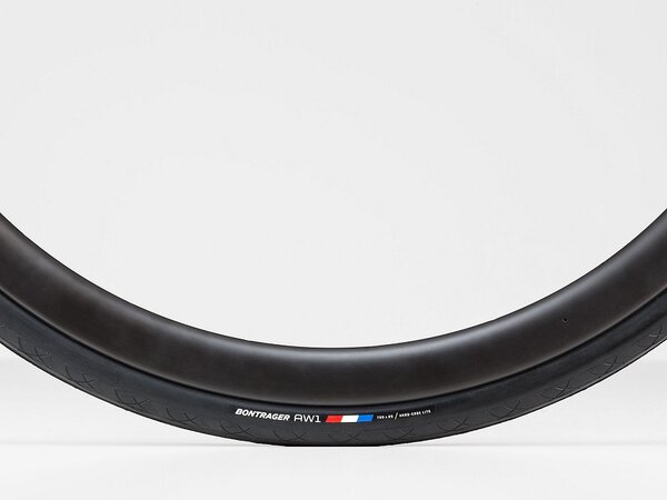 Plášť Bontrager AW1 Hard-Case Lite Black