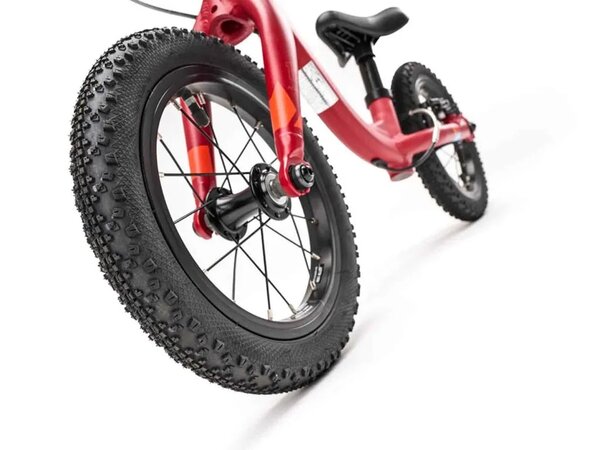 Odrážadlo Academy Grade 1 Červená