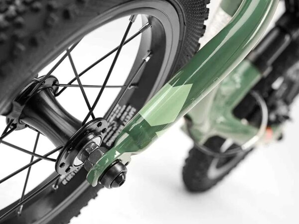 Odrážadlo Academy Grade 1 Zelená