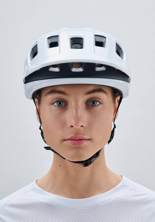 Cyklistická prilba POC Cularis Pure Hydrogen White/Uranium Black Matt