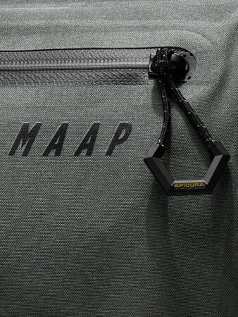 Cyklistická brašňa MAAP x Apidura Handlebar Pack Loam