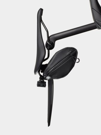 Taška pod sedlo Trek Blendr Black 1l