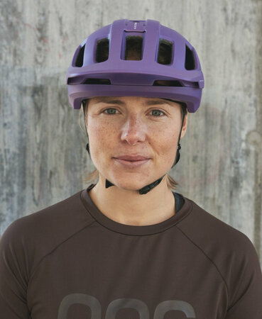 Prilba POC Axion Race MIPS Sapphire Purple/Uranium Black Metallic/Matt Prilba POC Axion Race MIPS Sapphire Purple/Uranium Black Metallic/Matt