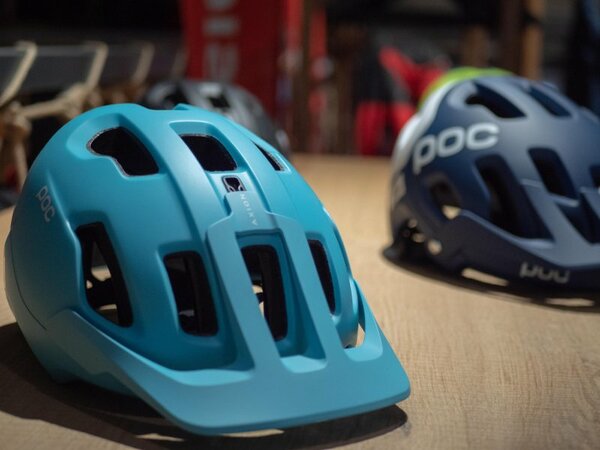 Prilba POC Tectal Kalkopyrit blue matt