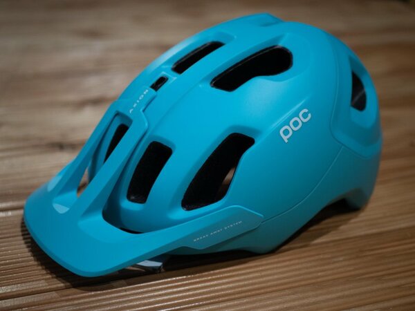 Prilba POC Tectal Kalkopyrit blue matt