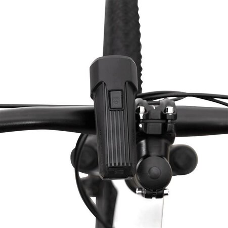 Predné svetlo Blackburn Dayblazer 500 USB-C