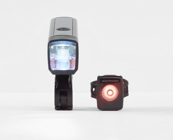 Sada svetiel Trek Commuter Pro RT Flare RT Bike Light Set Sada svetiel Trek Commuter Pro RT Flare RT Bike Light Set