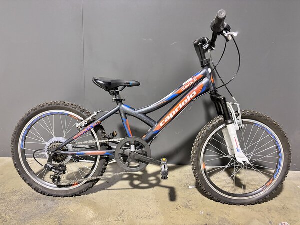 Testovaný Capriolo Diavolo 200 FS Grey/Red 2021