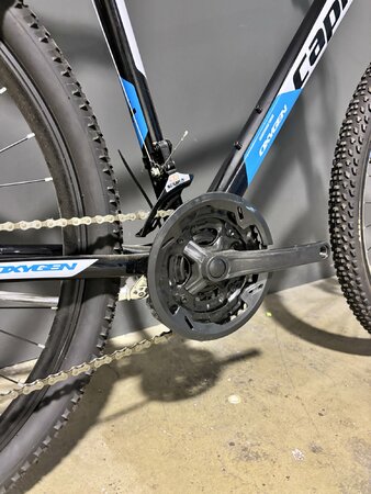 Testovaný bicykel Capriolo Oxygen Black/Blue/White 2020