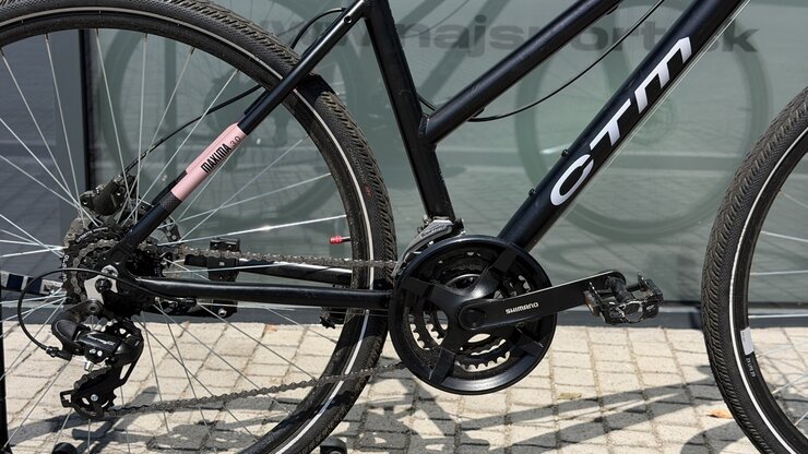 Testovaný bicykel CTM Maxima 3.0 Matná Čierna/Lesklá Staroružová 2025
