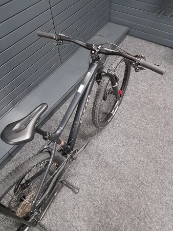 Testovaný bicykel CTM Zephyr Limited Matná Antracitová B-KH-7