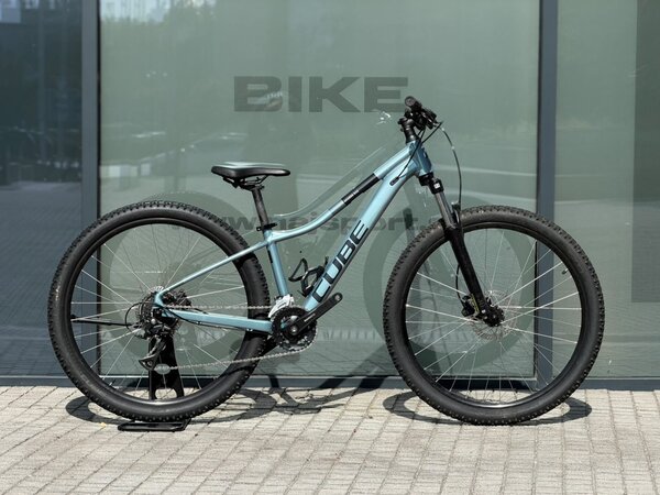 Testovaný bicykel Cube Access WS