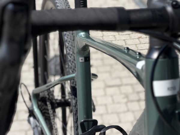 Testovaný bicykel Giant Revolt 1 Alpine Green 2026