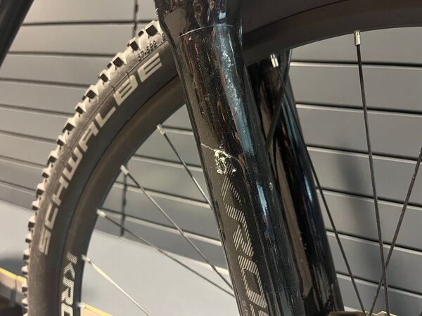 Testovaný Bicykel Kross Level 5.0 Black/Silver Glossy 2022