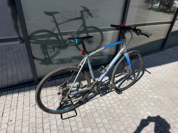 Testovaný bicykel Merida Speeder 200