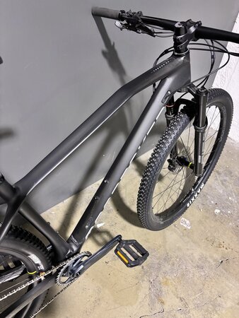 Testovaný bicykel Mondraker Chrono Carbon RR Carbon/Black/Racing silver 2022