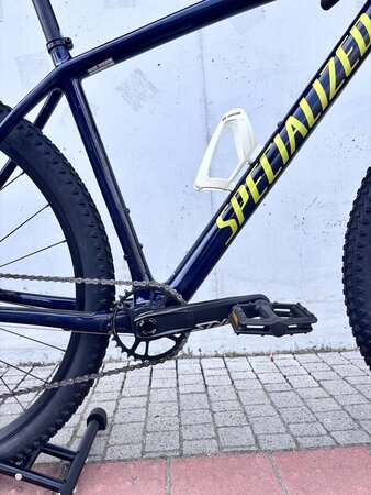 Testovaný bicykel Specialized Epic Hardtail Comp Gloss Blue Tint Carbon/Ion 2019