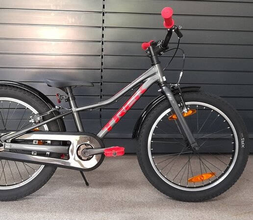 Testovaný Bicykel Trek Precaliber 24 Anthracite 2023