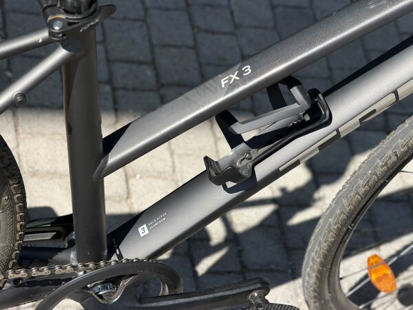 Testovaný bicykel Trek FX 3 Disc Stagger Matte Dnister Black