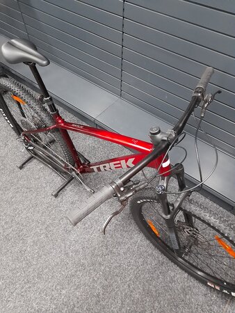 Testovaný bicykel Trek Marlin 7 Gen 3 Fury Red B-KH-4