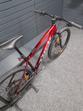 Testovaný bicykel Trek Marlin 7 Gen 3 Fury Red B-KH-5