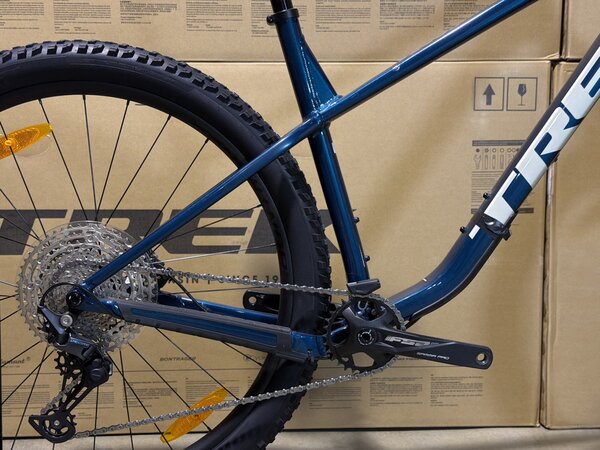 Testovaný bicykel Trek Roscoe 7 Dark Aquatic