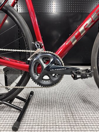 Jazdený bicykel Trek Domane SL 6 Gen 3 Crimson/Trek Black 2024 58