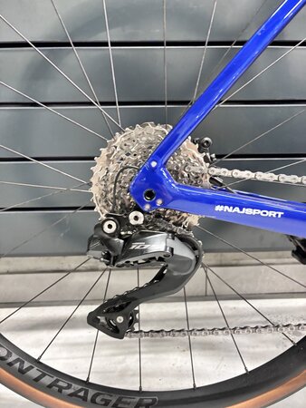 Testovaný bicykel Trek Domane SL 6 Gen 4 Hex Blue 2024