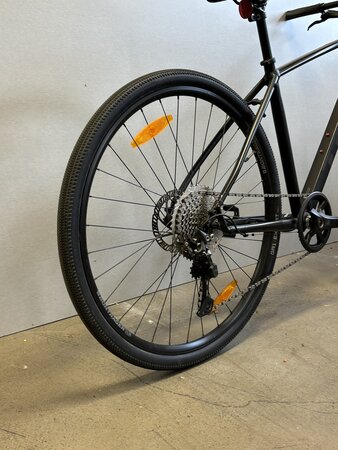 Testovaný bicykel Trek Dual Sport 3 Matte Trek Black 2022