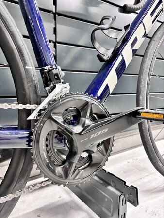 Testovaný bicykel Trek Émonda SL 5 Navy Smoke/Dark Aquatic 2024