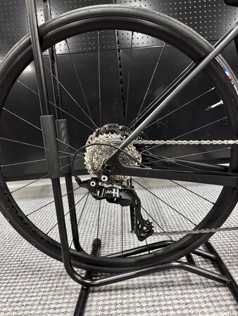 Testovaný bicykel Trek Madone SL 5 Gen 8 Matte Deep Smoke 2025 S