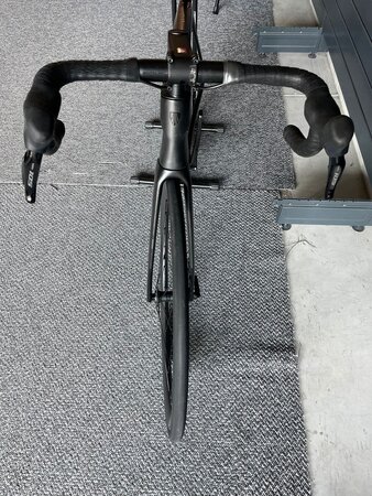 Testovaný bicykel Trek Madone SL 6 Gen 8 Matte Dark Web 2025