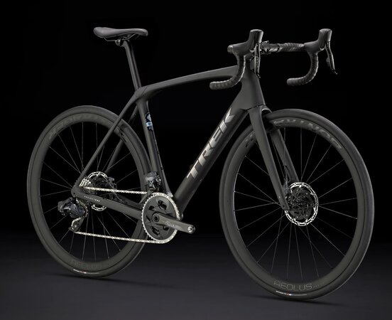 Testovaný bicykel Trek Domane SLR 7 AXS Gen 4 Deep Smoke 2023