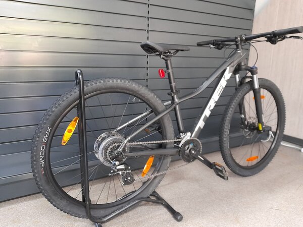 Testovaný Bicykel Trek Marlin 5 Lithium Grey 2023 RK23