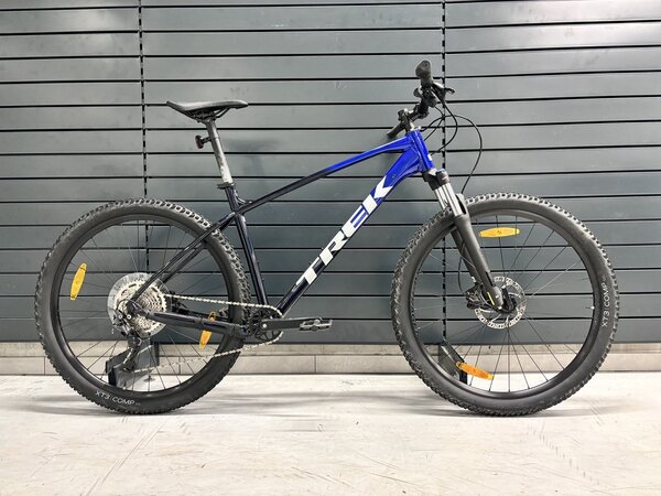 Testovaný bicykel Trek Marlin 6 Hex Blue to Deepdark Blue 2023