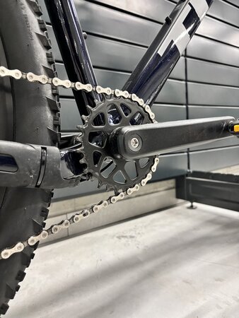 Testovaný bicykel Trek Marlin 6 Hex Blue to Deepdark Blue 2023