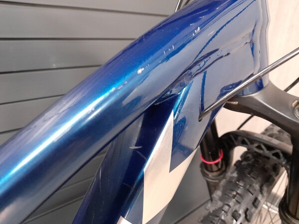 Testovaný bicykel Trek Roscoe 8 Mulsanne Blue 2022 RK10