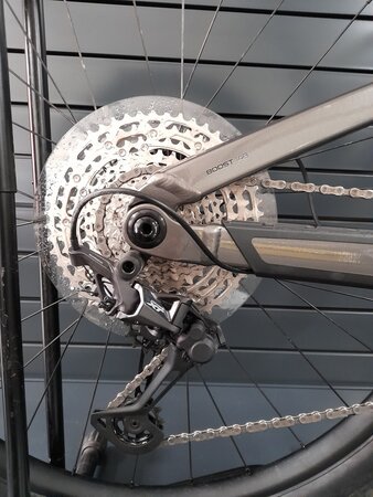 Testovaný bicykel Trek Slash 7 Deore/XT Mercury 2023