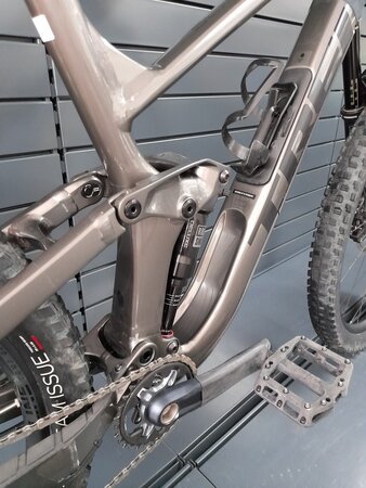 Testovaný bicykel Trek Slash 7 Deore/XT Mercury 2023