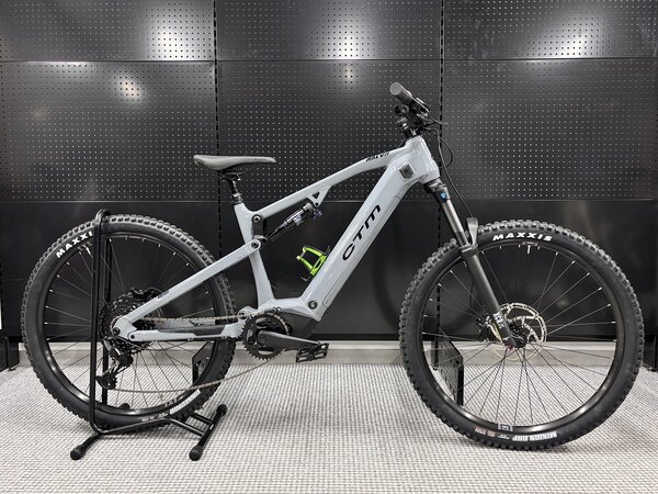 Testovaný elektrobicykel CTM Areon GX Comp Sivá / Čierna 2025