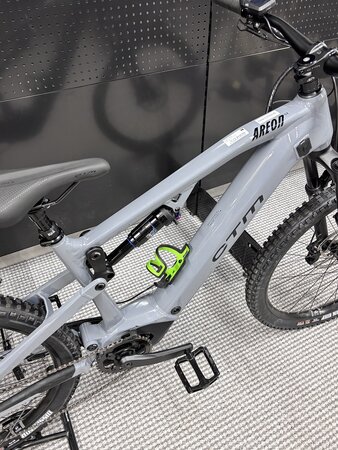 Testovaný elektrobicykel CTM Areon GX Comp Sivá / Čierna 2025