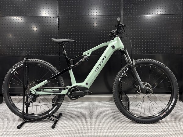 Testovaný elektrobicykel CTM Areon GX Xpert Čierna / Matná Šalviová 2025