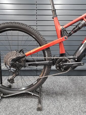 Testovaný elektrobicykel CTM Rezist Xpert Čierna/Tehlová 2026 EB-KH-4