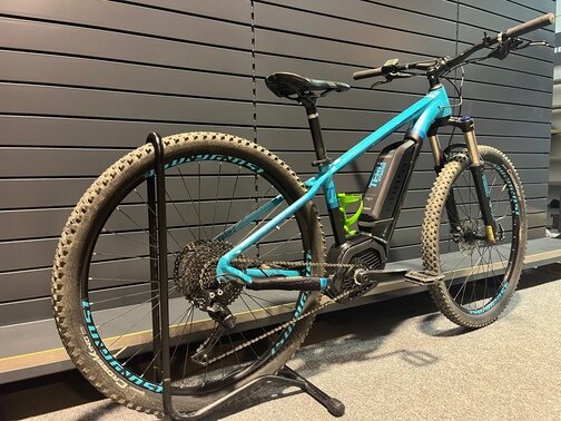 Testovaný Elektrobicykel Ghost Hybride Teru B4.9 Electric Blue/Jet Black/Shadow Blue 2020