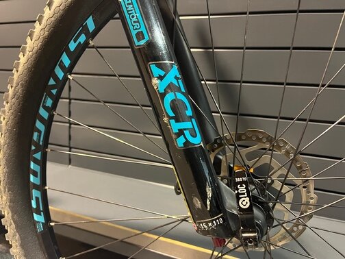 Testovaný Elektrobicykel Ghost Hybride Teru B4.9 Electric Blue/Jet Black/Shadow Blue 2020